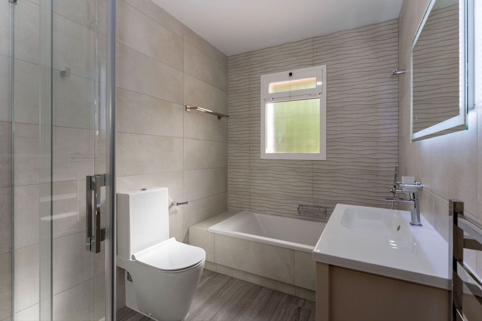 Chalet de 3 habitaciones en Alhaurín el Grande en venta con piscina garaje - 549.000 € (Ref: 10184122)