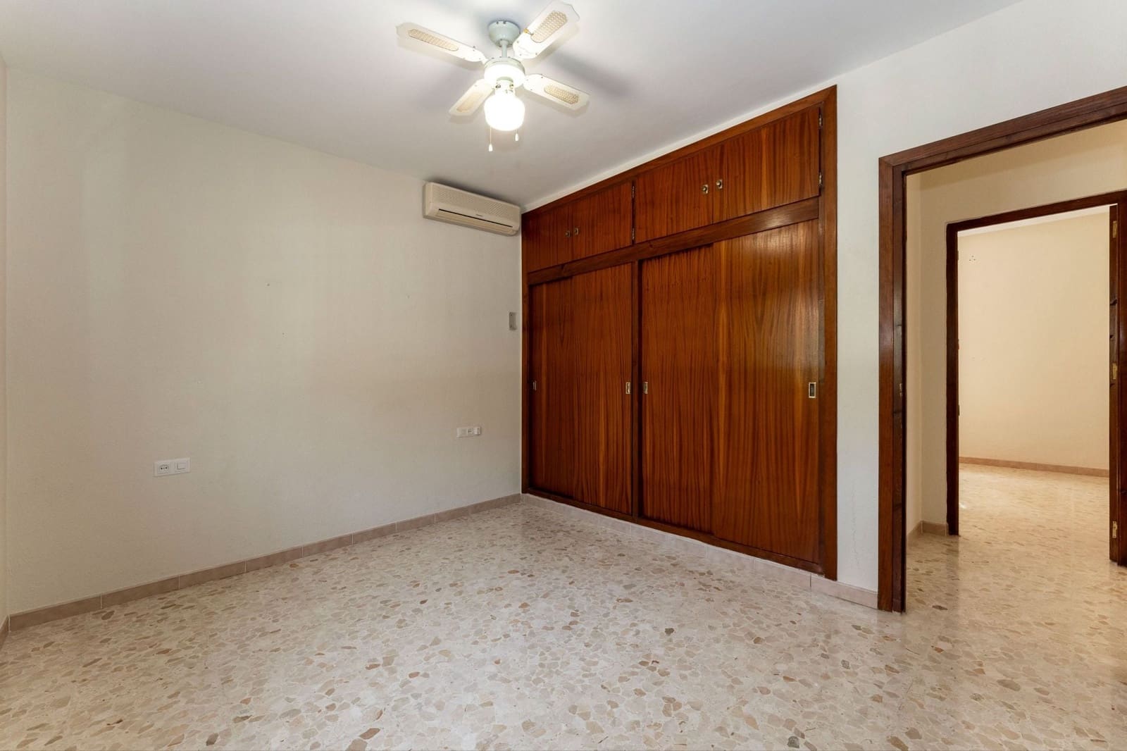 Chalet de 3 habitaciones en Alhaurín el Grande en venta con piscina garaje - 549.000 € (Ref: 10184122)