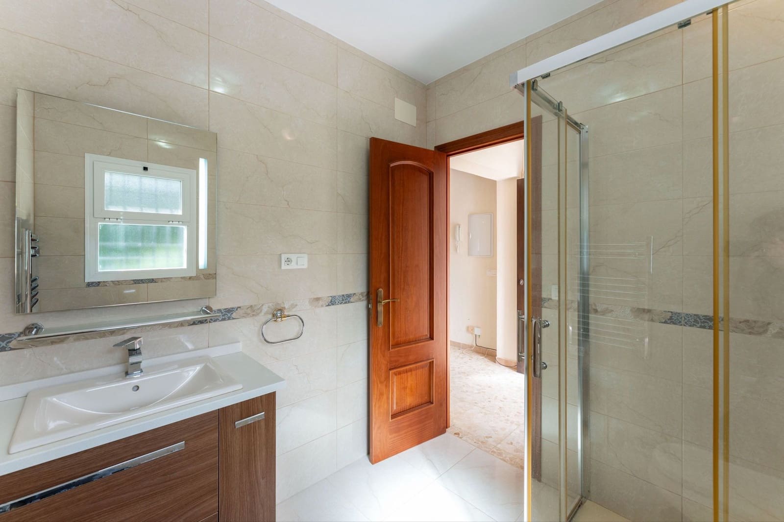 Chalet de 3 habitaciones en Alhaurín el Grande en venta con piscina garaje - 549.000 € (Ref: 10184122)