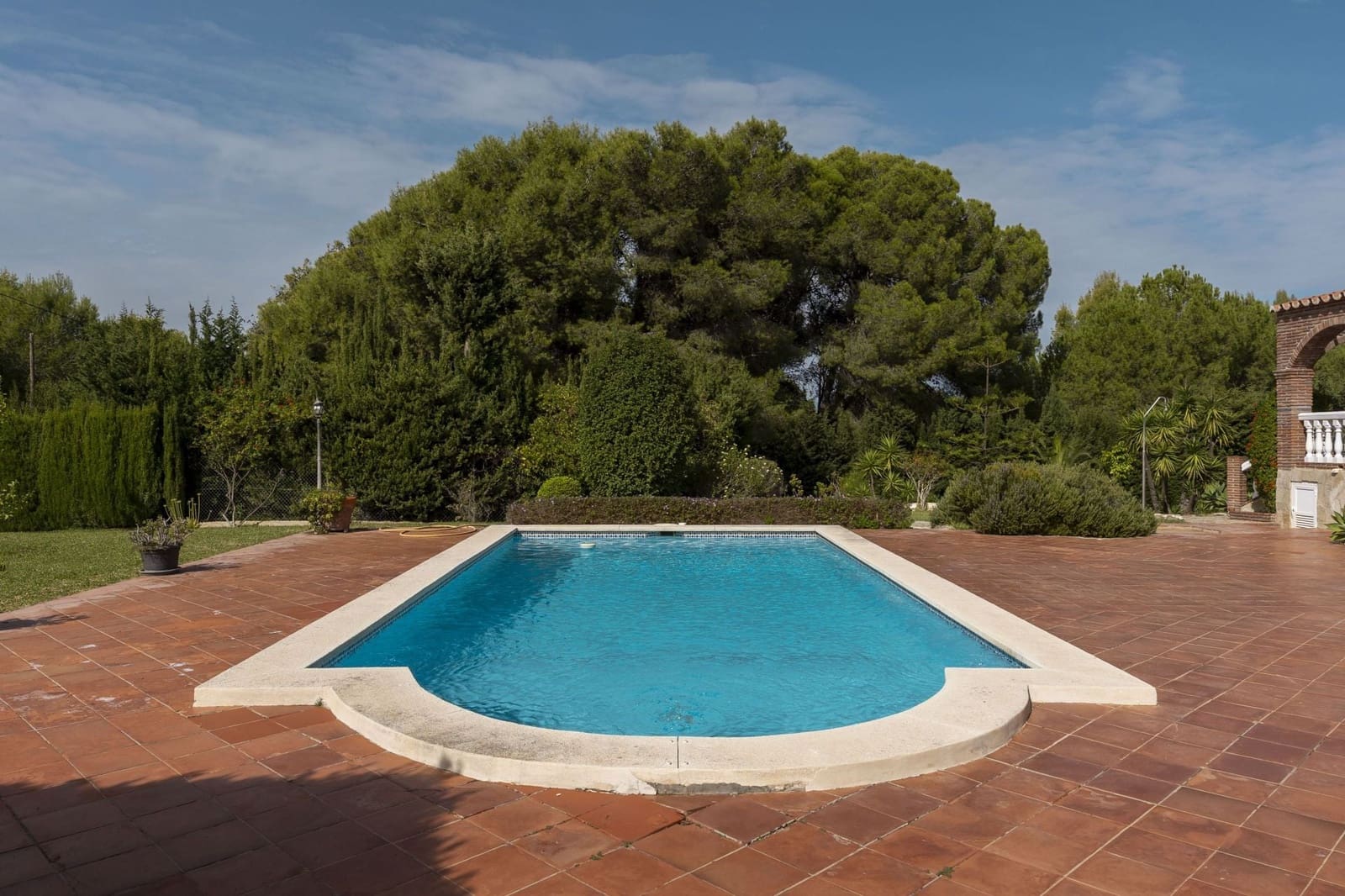 Chalet de 3 habitaciones en Alhaurín el Grande en venta con piscina garaje - 549.000 € (Ref: 10184122)