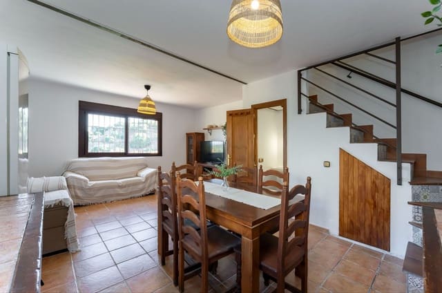 3 soveværelse Finca/Landehus til salg i Coín med swimmingpool - € 285.000 (Ref: 7899967)