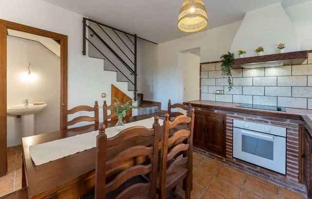 3 soveværelse Finca/Landehus til salg i Coín med swimmingpool - € 285.000 (Ref: 7899967)