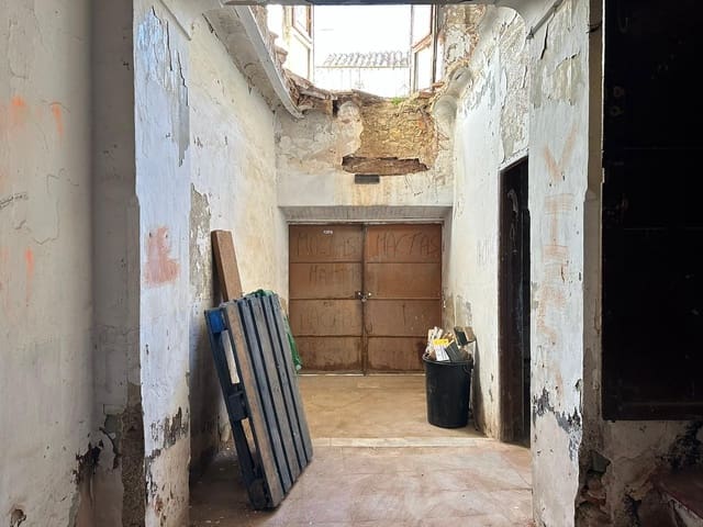 3 makuuhuone Omakotitalo myytävänä paikassa Monda - 159 900 € (Ref: 7989930)