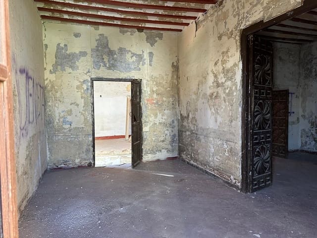 3 makuuhuone Omakotitalo myytävänä paikassa Monda - 159 900 € (Ref: 7989930)