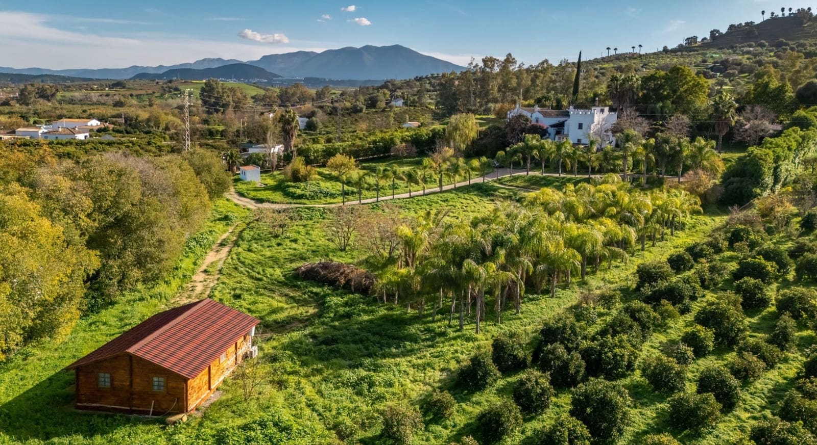 6 soveværelse Finca/Landehus til salg i Coin med swimmingpool - € 749.000 (Ref: 8705628)