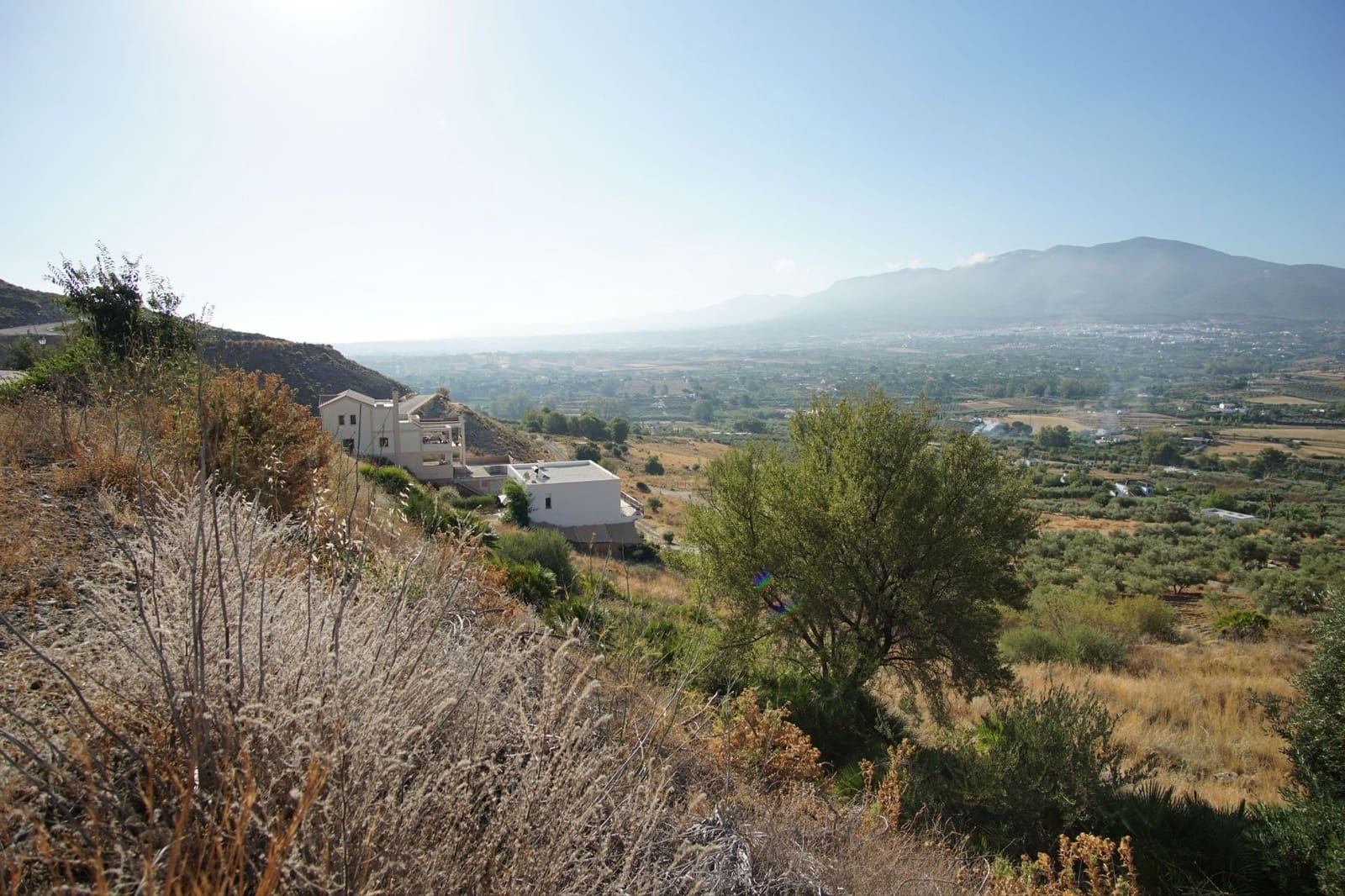 Grunde uden byggetilladelser til salg i Coin - € 65.000 (Ref: 8777390)