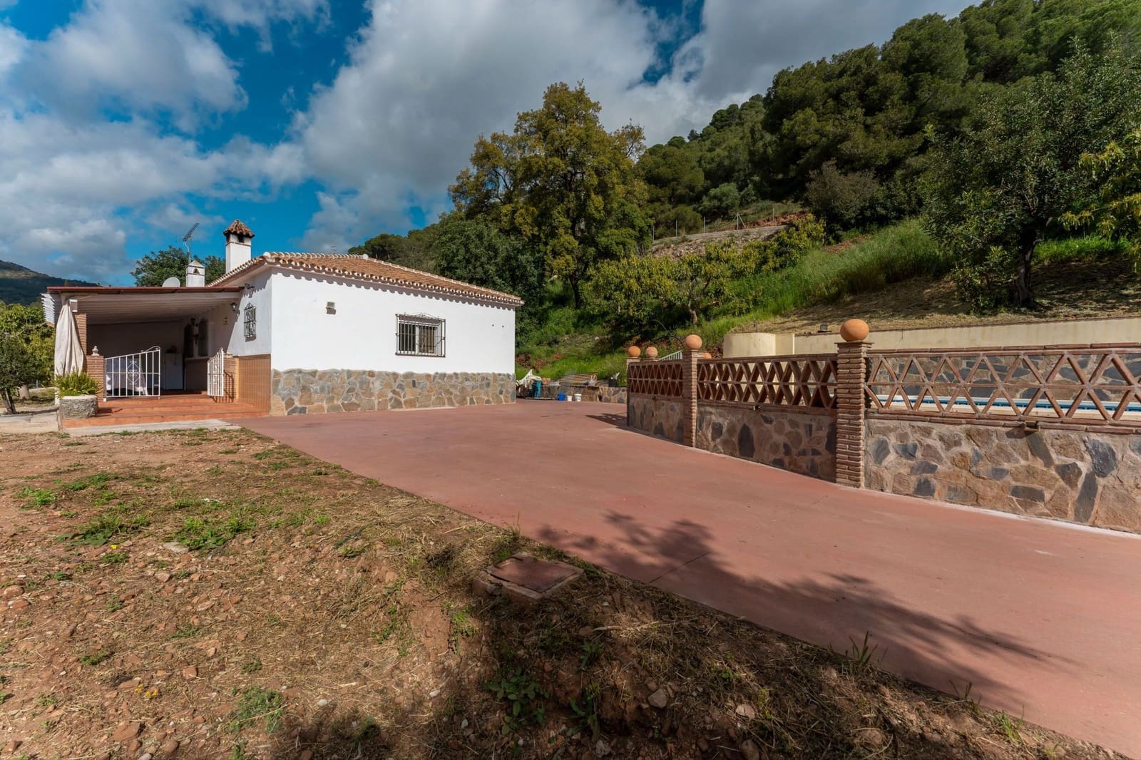 3 soveværelse Finca/Landehus til salg i Coin med swimmingpool - € 575.000 (Ref: 8925937)