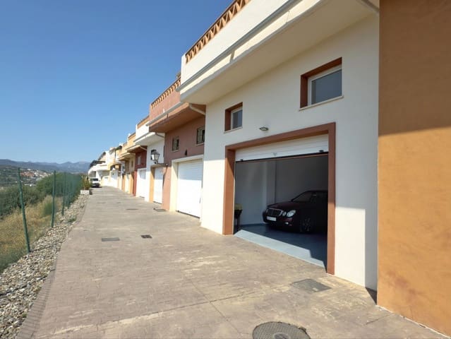 3 sypialnia Dom na sprzedaż w Coín z basenem - 349 000 € (Ref: 9099950)