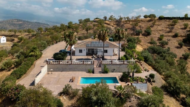 3 camera da letto Finca/Casa di Campagna in vendita in Guaro con piscina - 499.000 € (Rif: 9113384)