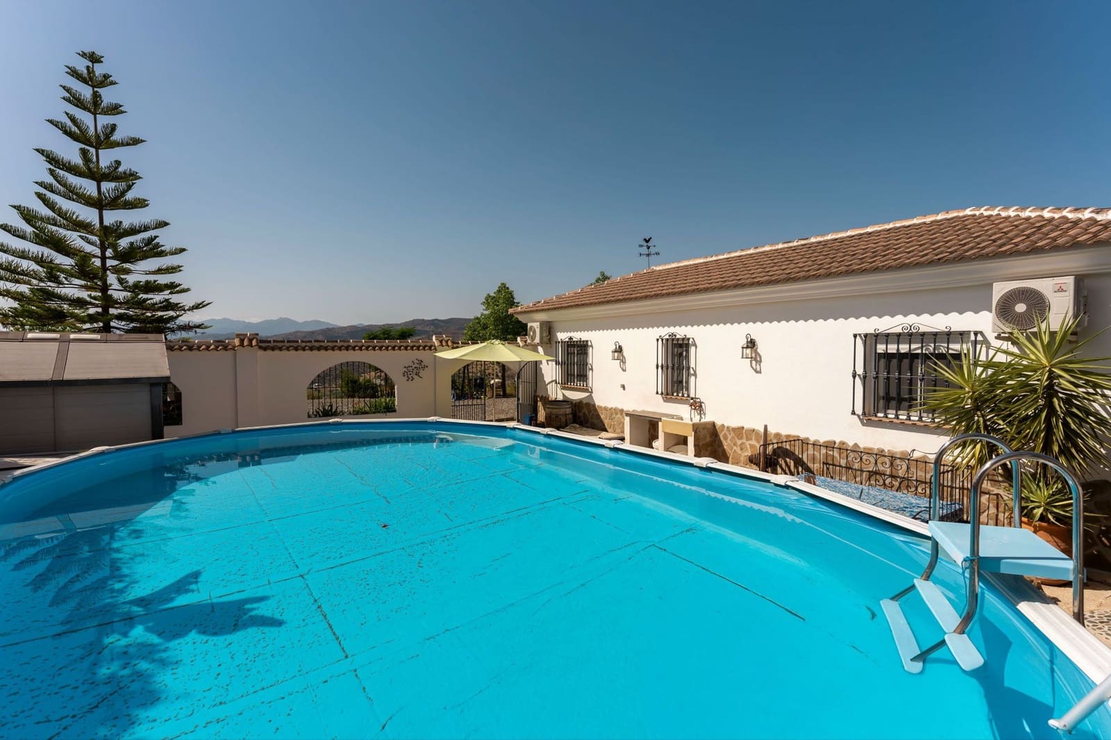 3 soveværelse Finca/Landehus til salg i Tolox - € 375.000 (Ref: 9123791)