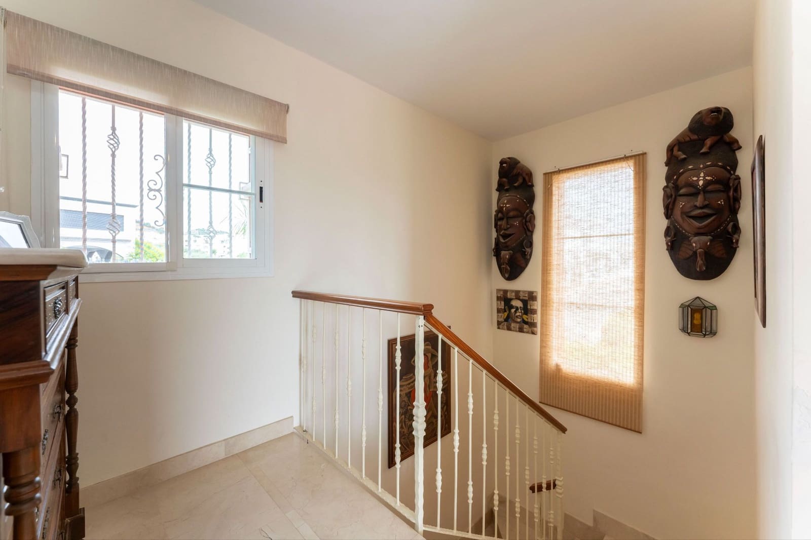 3 bedroom Villa for sale in Mijas Costa with pool - € 735,000 (Ref: 9135951)