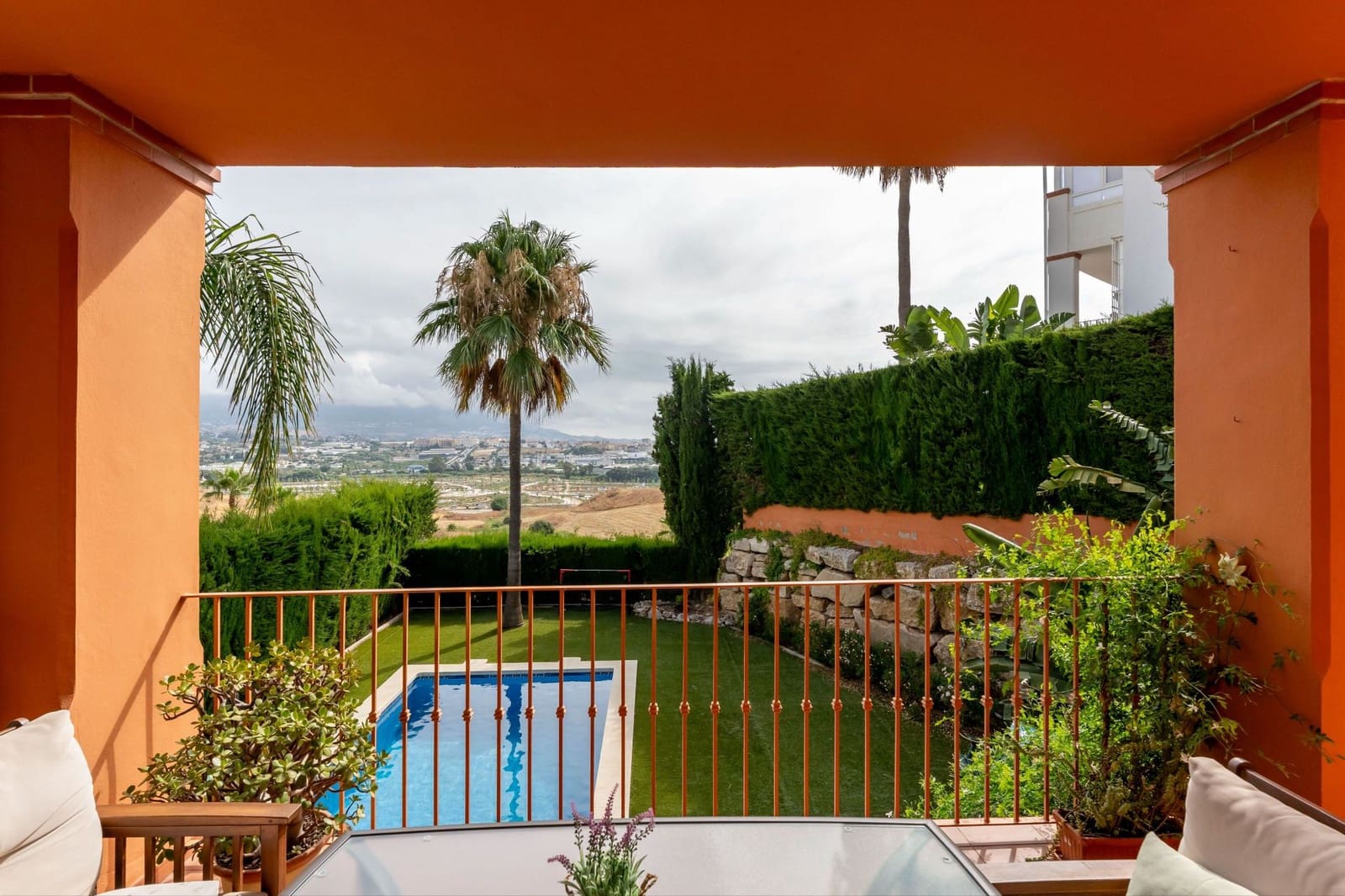 3 bedroom Villa for sale in Mijas Costa with pool - € 735,000 (Ref: 9135951)