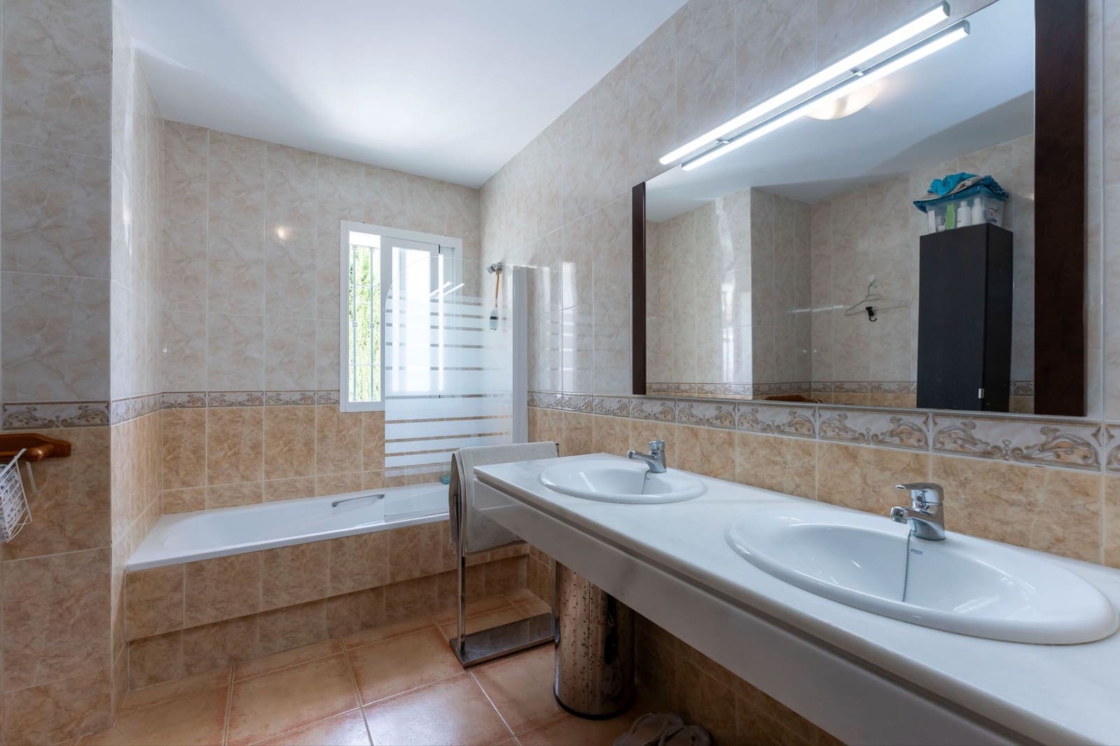 4 slaapkamer Villa te koop in Coin met zwembad - € 495.000 (Ref: 9172342)