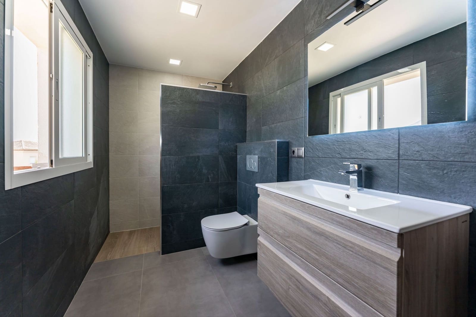 4 slaapkamer Villa te koop in Coin met zwembad - € 495.000 (Ref: 9172342)