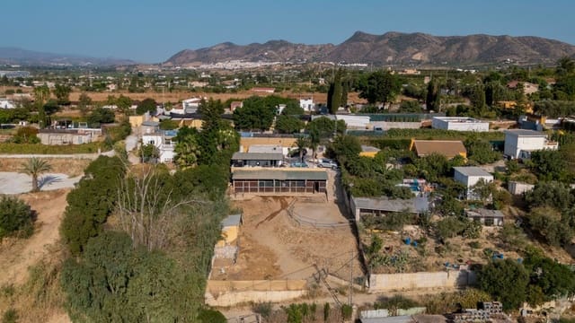 3 makuuhuone Maalaistalo myytävänä paikassa Cártama - 325 000 € (Ref: 9191779)