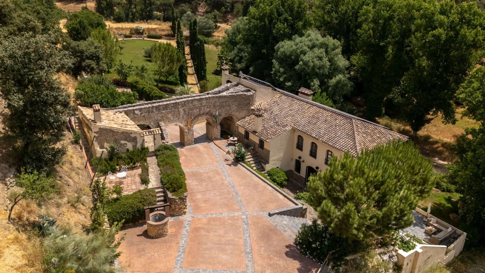 6 soverom Finca/Herregård til salgs i Setenil de las Bodegas med svømmebasseng - € 1 495 000 (Ref: 9194912)