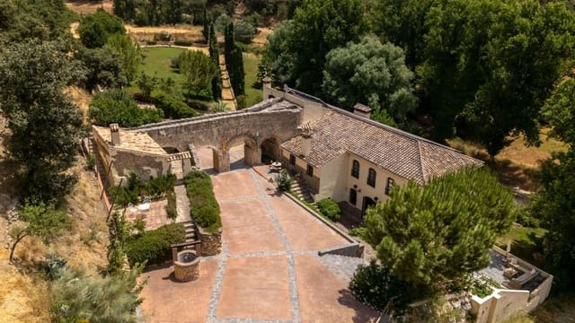 6 sypialnia Finka/Dom wiejski na sprzedaż w Setenil de las Bodegas z basenem - 1 495 000 € (Ref: 9194912)