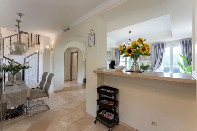 3 makuuhuone Huvila myytävänä paikassa Mijas pueblo, Mijas mukana uima-altaan - 750 000 € (Ref: 9216186)