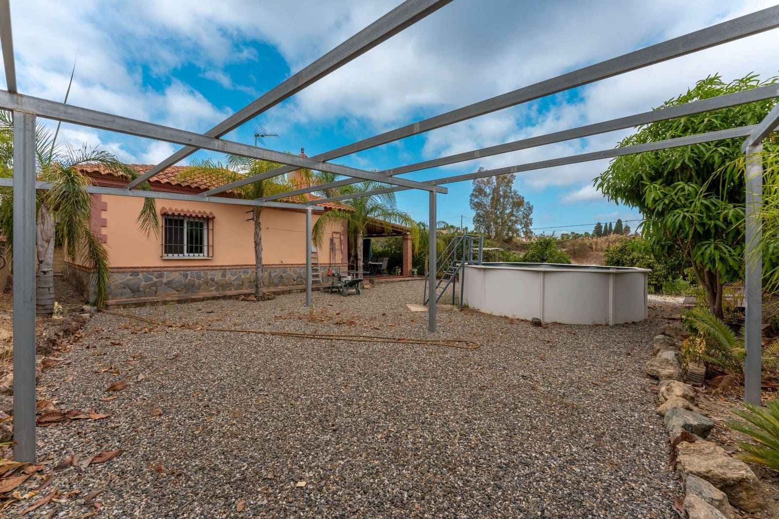 3 makuuhuone Maalaistalo myytävänä paikassa Coin - 395 000 € (Ref: 9254324)