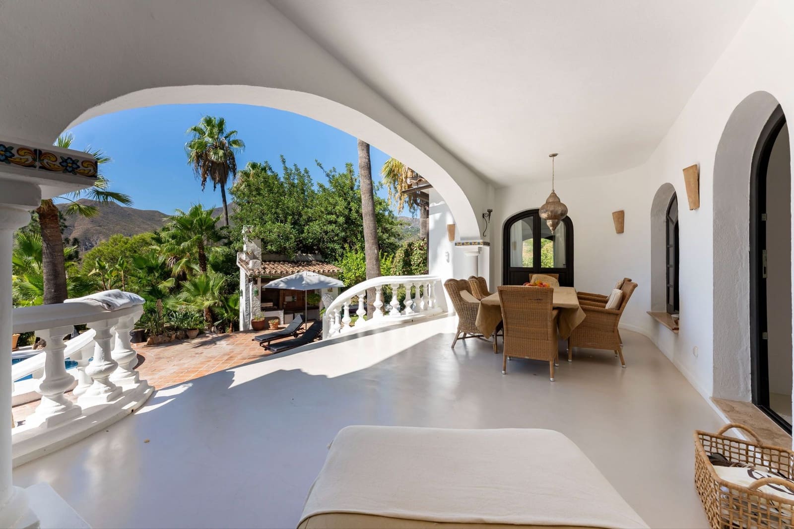 5 soveværelse Finca/Landehus til salg i Alhaurin el Grande med swimmingpool - € 2.499.000 (Ref: 9254569)