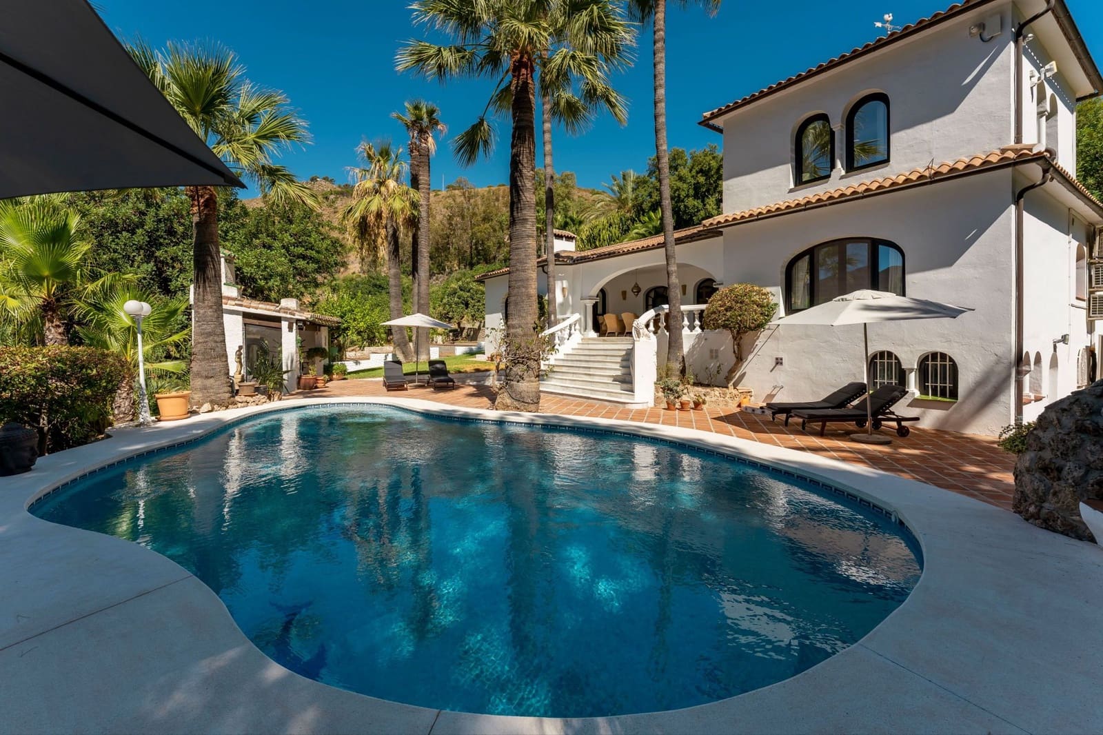 5 soveværelse Finca/Landehus til salg i Alhaurin el Grande med swimmingpool - € 2.499.000 (Ref: 9254569)