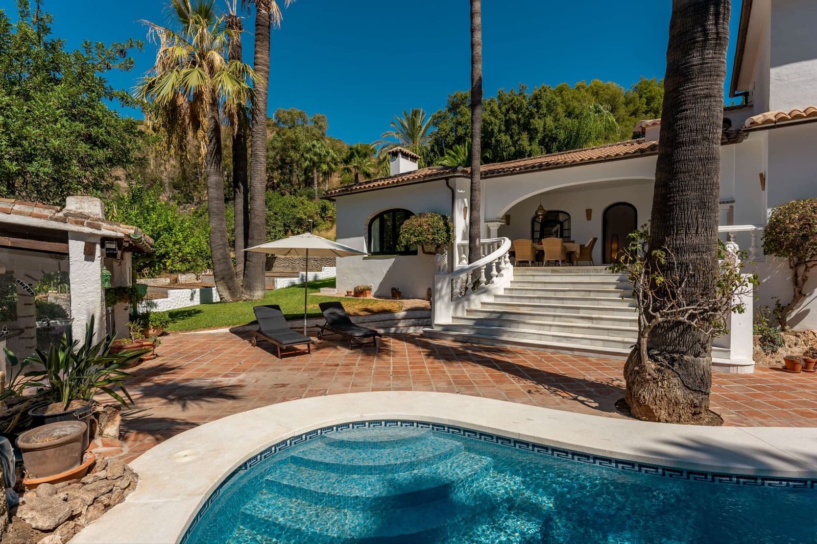 5 soveværelse Finca/Landehus til salg i Alhaurin el Grande med swimmingpool - € 2.499.000 (Ref: 9254569)