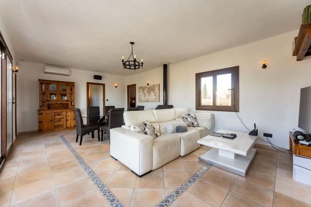 3 sypialnia Finka/Dom wiejski na sprzedaż w Alora z basenem - 449 000 € (Ref: 9360707)