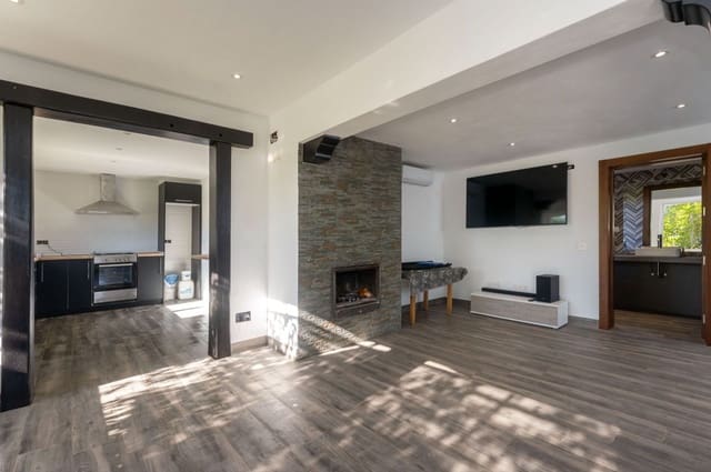 2 soverom Finca/Herregård til salgs i Coín med svømmebasseng - € 299 900 (Ref: 9417596)