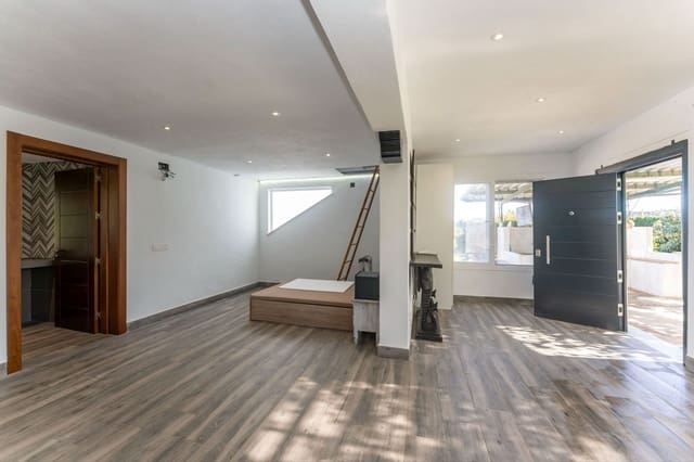 2 soverom Finca/Herregård til salgs i Coín med svømmebasseng - € 299 900 (Ref: 9417596)