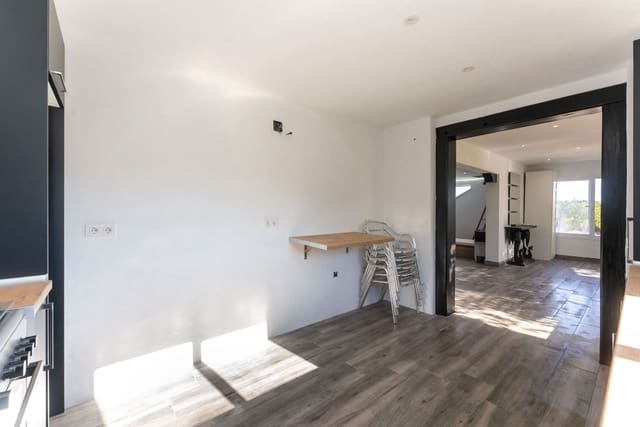 2 soverom Finca/Herregård til salgs i Coín med svømmebasseng - € 299 900 (Ref: 9417596)