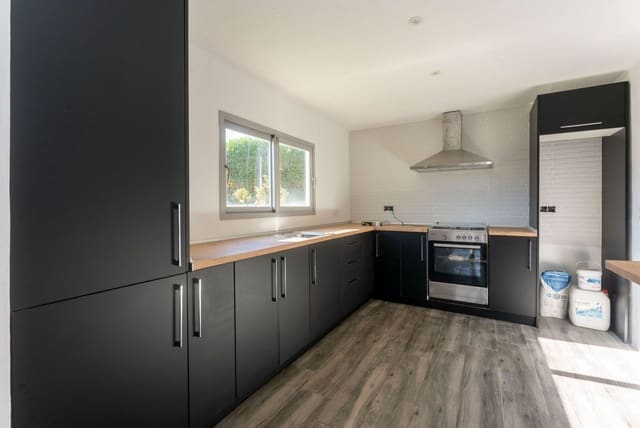 2 soverom Finca/Herregård til salgs i Coín med svømmebasseng - € 299 900 (Ref: 9417596)