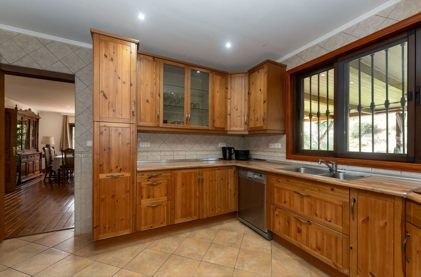 2 makuuhuone Maalaistalo myytävänä paikassa Monda mukana uima-altaan - 429 000 € (Ref: 9474549)