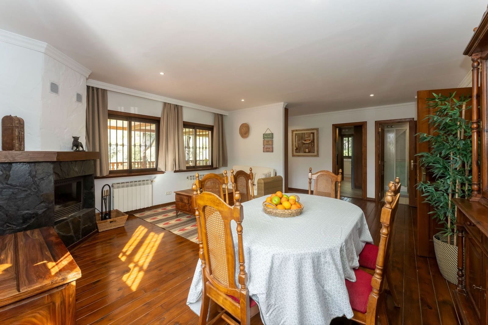 2 makuuhuone Maalaistalo myytävänä paikassa Monda mukana uima-altaan - 429 000 € (Ref: 9474549)