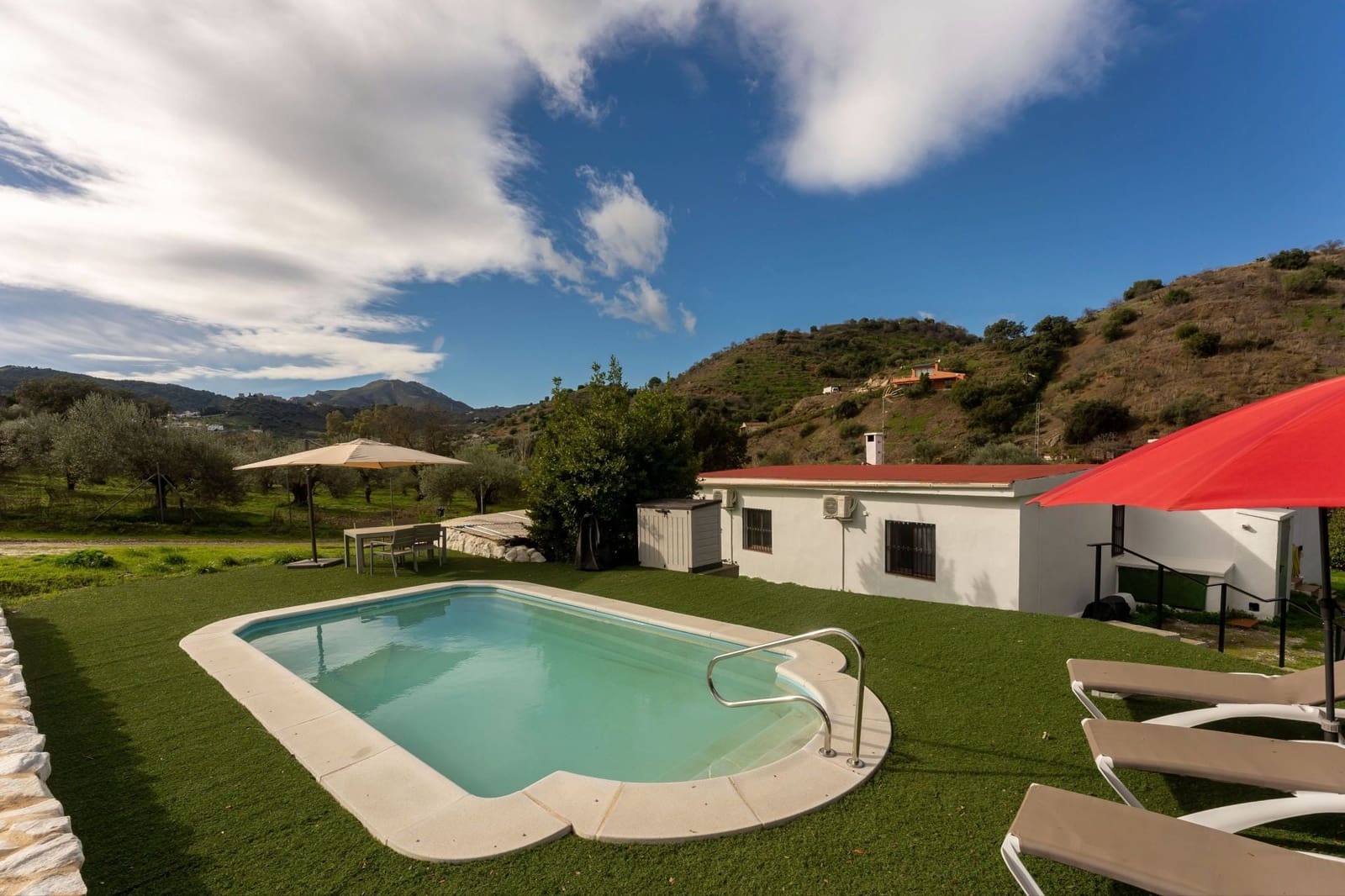 2 makuuhuone Maalaistalo myytävänä paikassa Monda mukana uima-altaan - 429 000 € (Ref: 9474549)