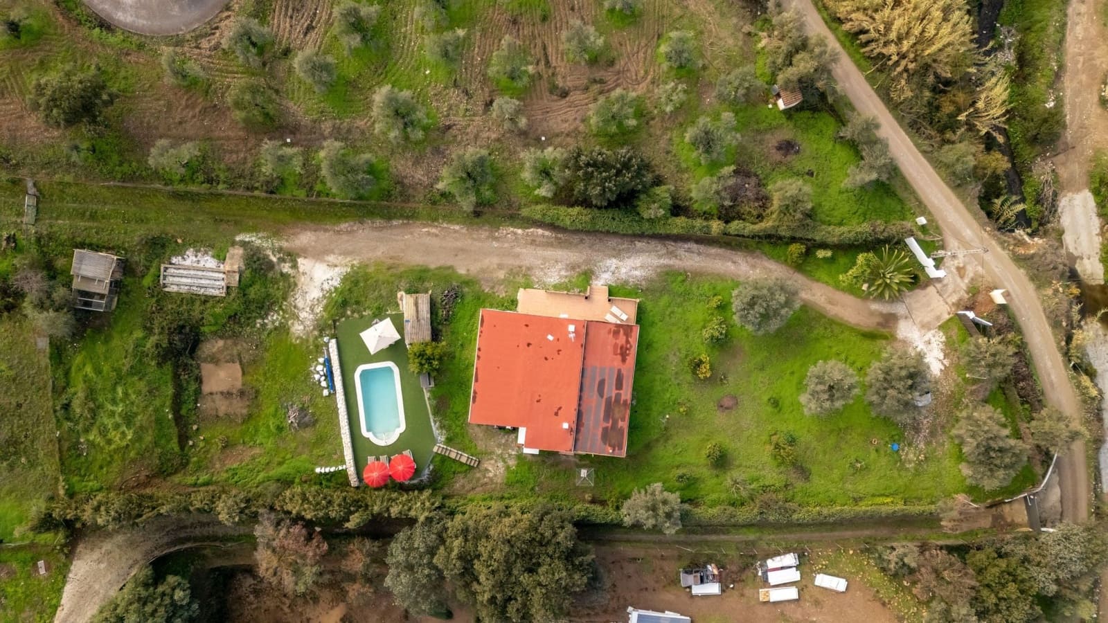 2 makuuhuone Maalaistalo myytävänä paikassa Monda mukana uima-altaan - 429 000 € (Ref: 9474549)