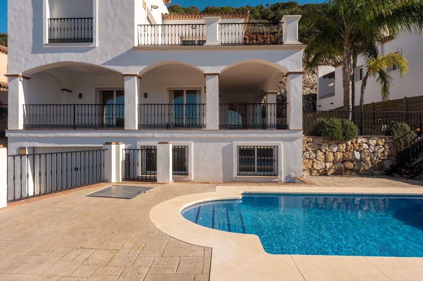 4 sovrum Villa till salu i Coin med pool - 595 000 € (Ref: 9496706)