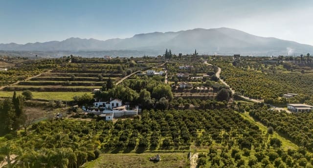 4 quarto Quinta/Casa Rural para venda em Alhaurín el Grande com piscina - 750 000 € (Ref: 9525297)