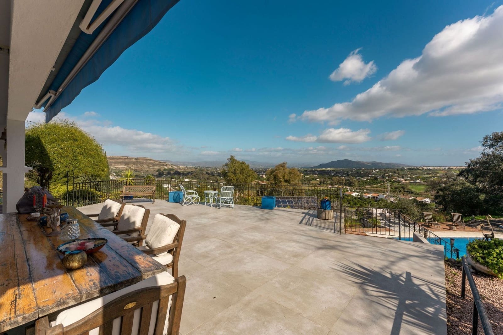 4 soverom Finca/Herregård til salgs i Alhaurin el Grande med svømmebasseng - € 849 000 (Ref: 9572160)