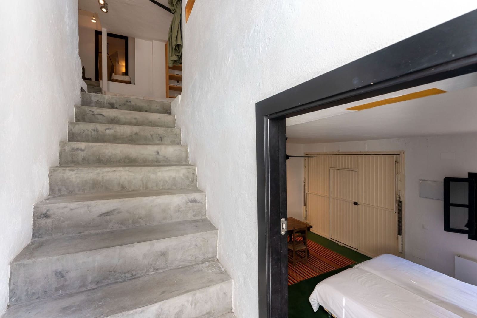 Casa de 2 habitaciones en Tolox en venta - 249.000 € (Ref: 9636253)