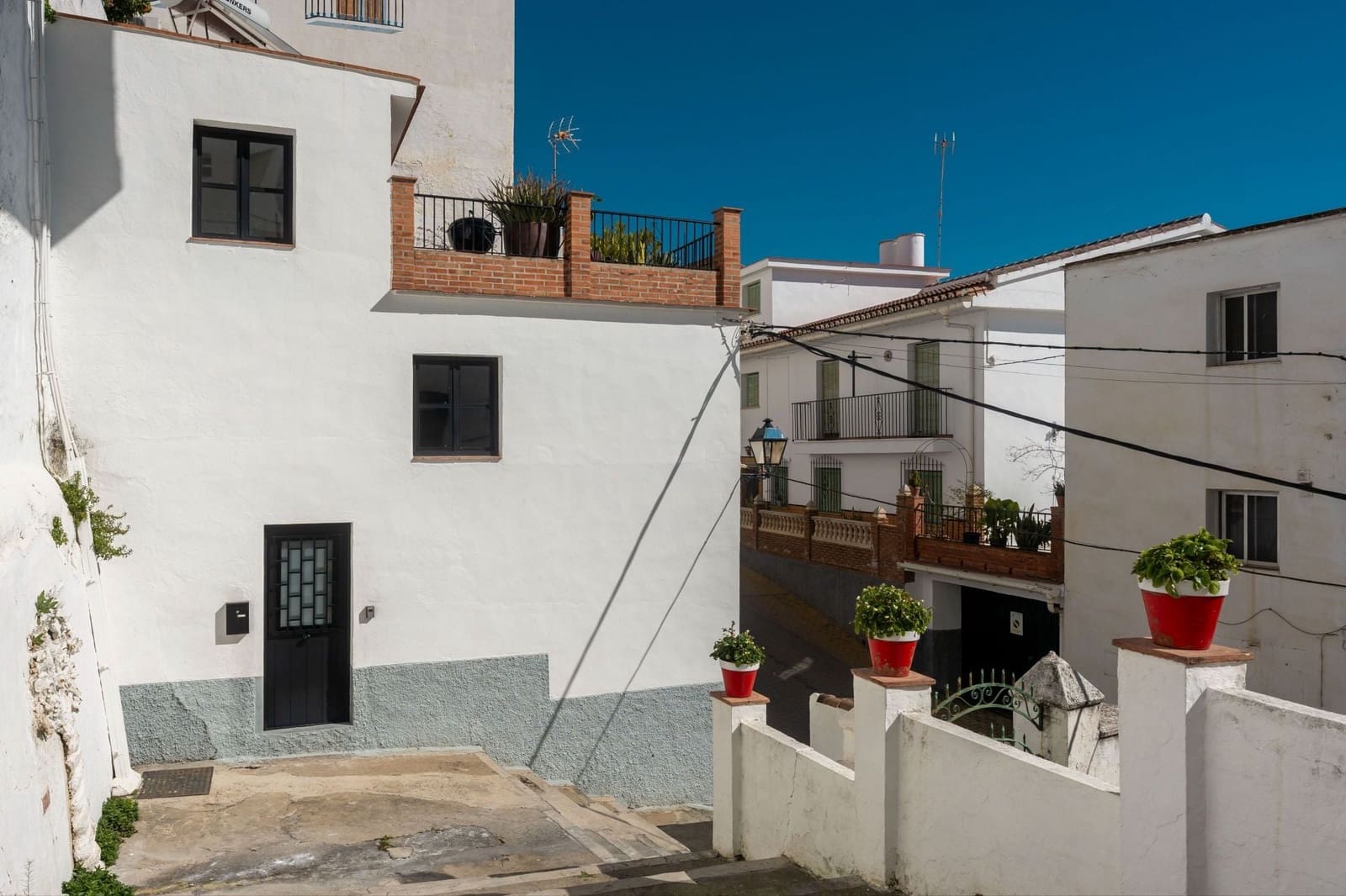Casa de 2 habitaciones en Tolox en venta - 249.000 € (Ref: 9636253)