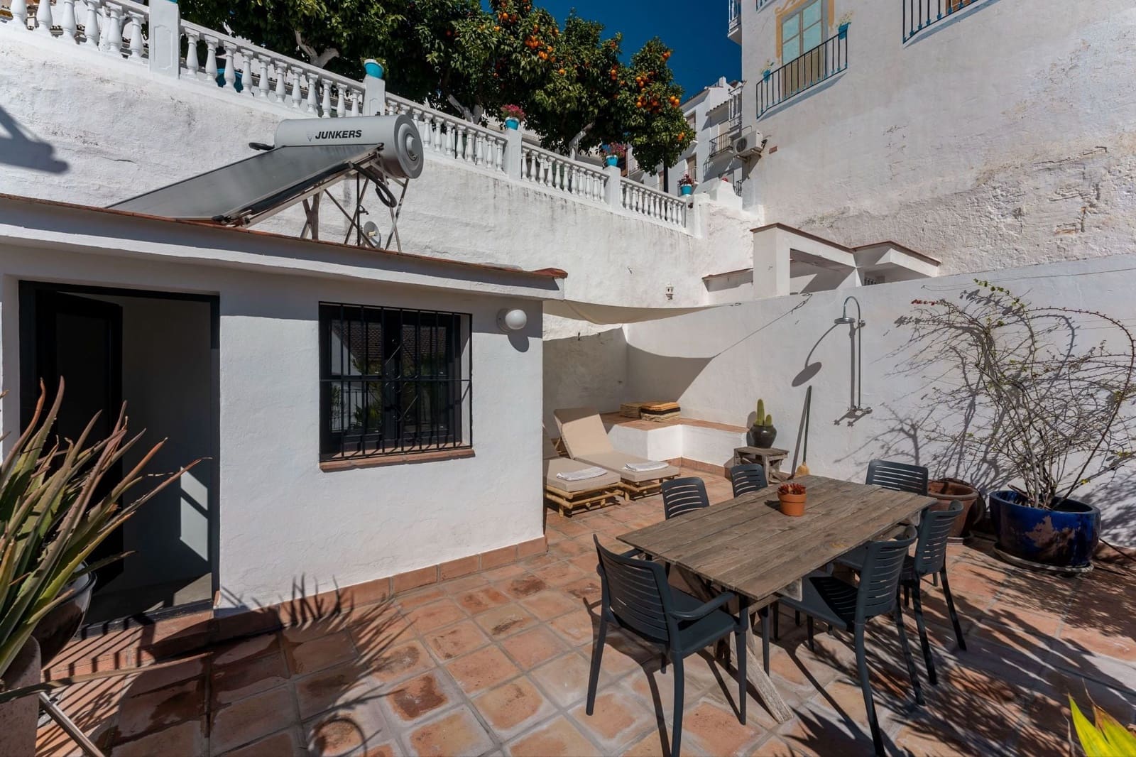 Casa de 2 habitaciones en Tolox en venta - 249.000 € (Ref: 9636253)