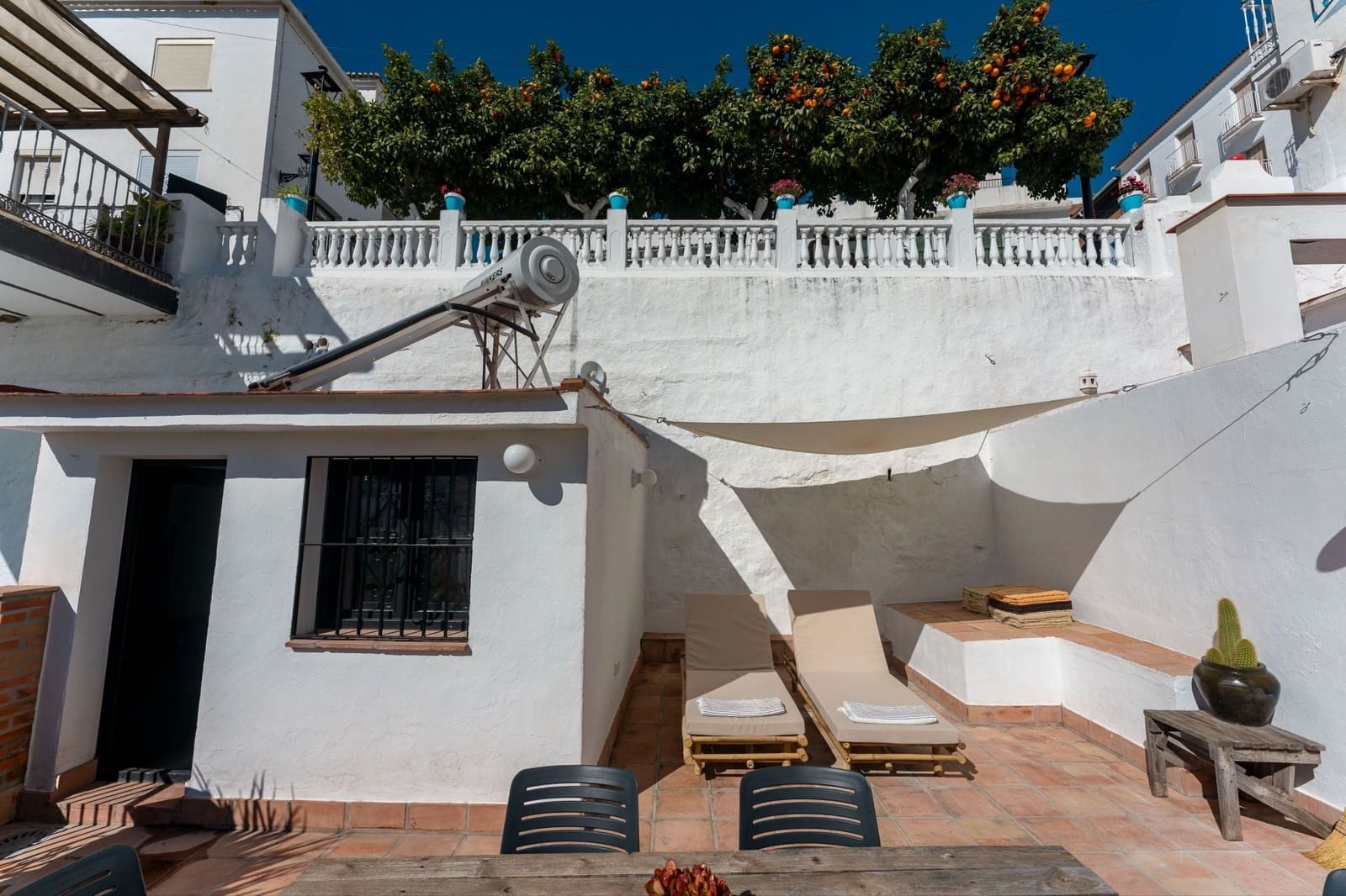 Casa de 2 habitaciones en Tolox en venta - 249.000 € (Ref: 9636253)