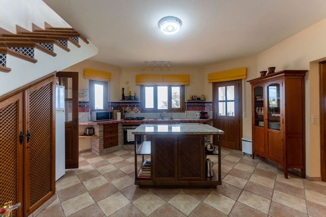 4 chambre Finca/Maison de Campagne à vendre à Casarabonela avec piscine - 595 000 € (Ref: 9713880)