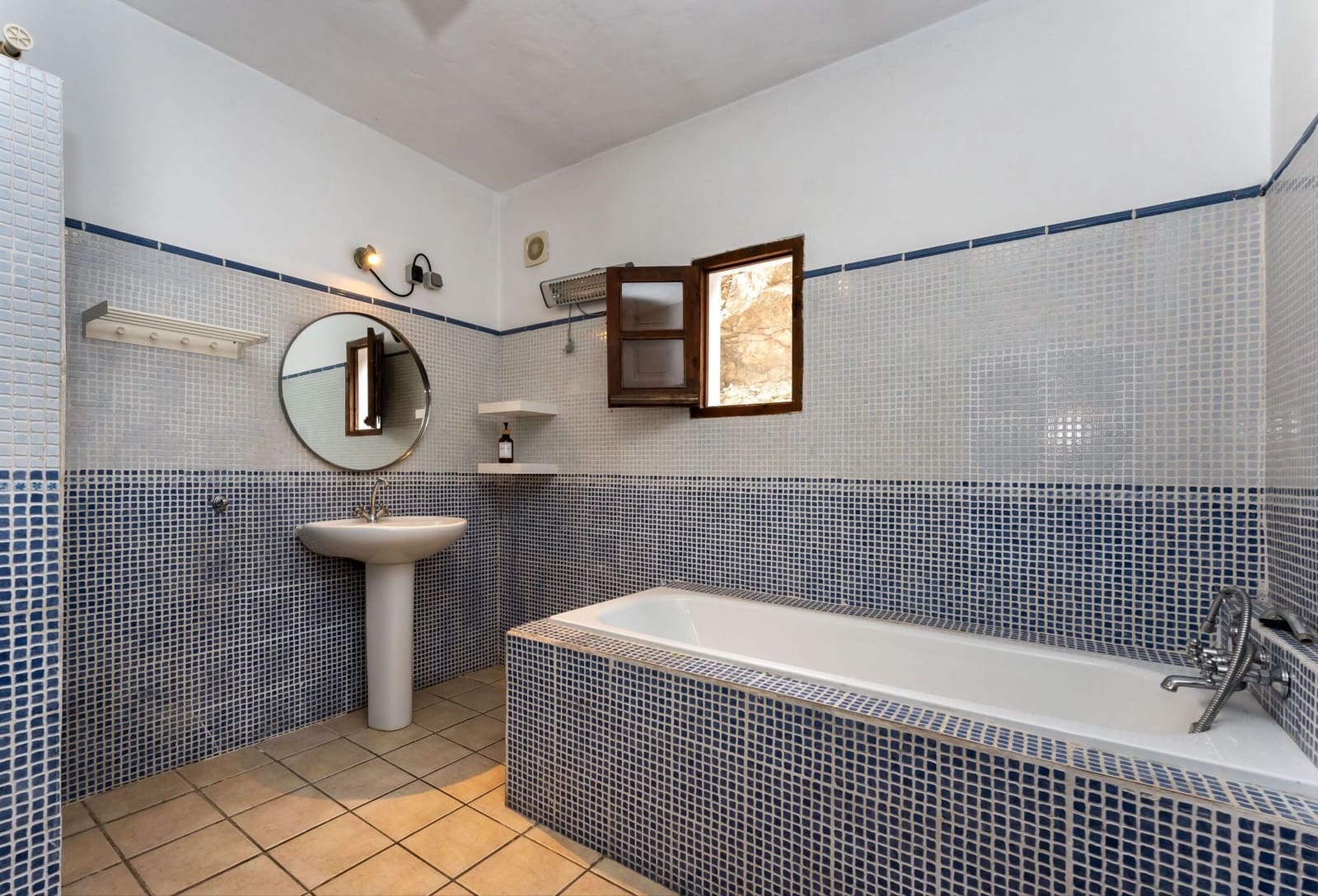 4 chambre Finca/Maison de Campagne à vendre à Coin - 369 000 € (Ref: 9730839)