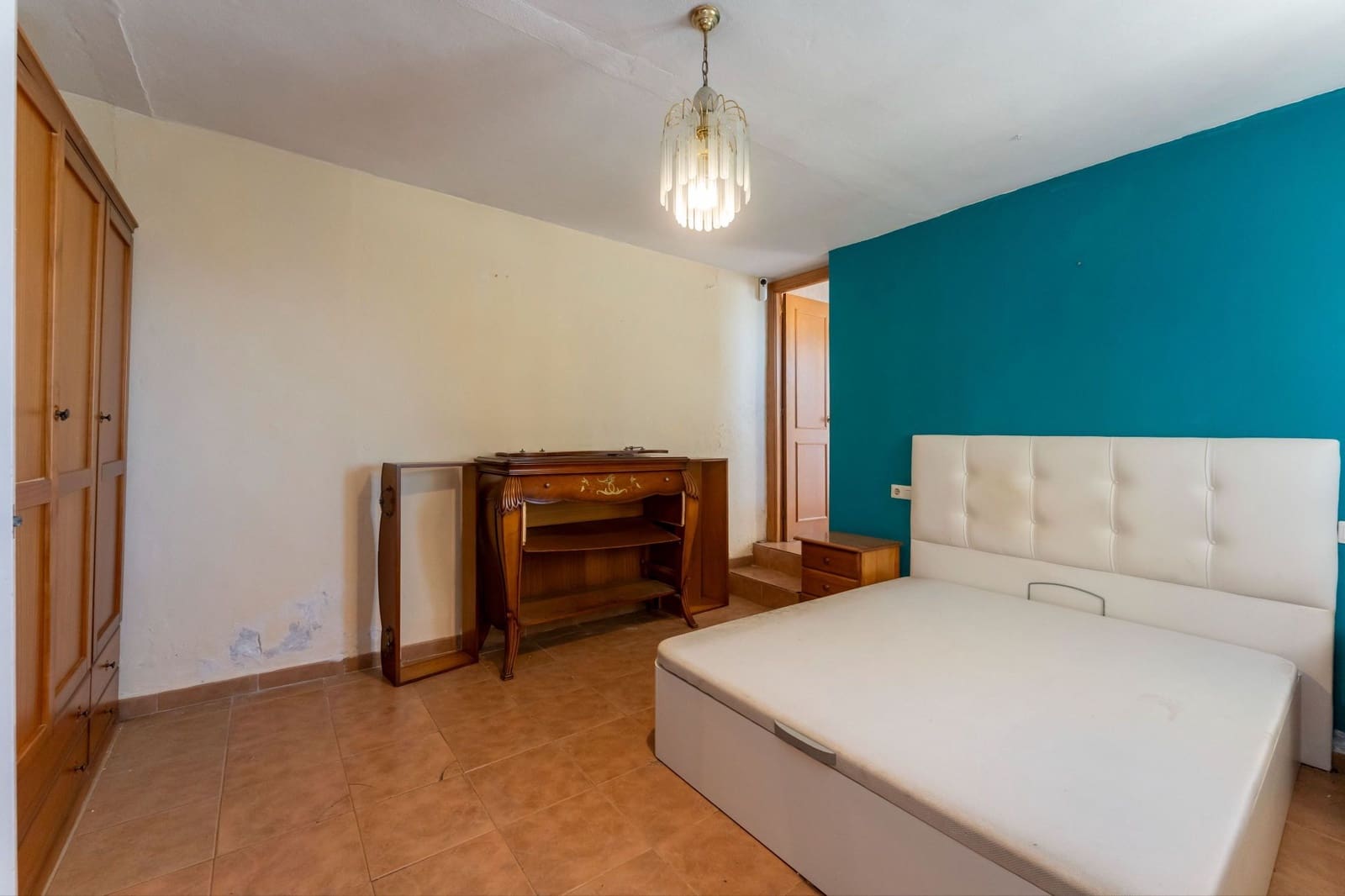 2 soveværelse Finca/Landehus til salg i Ojen med swimmingpool - € 495.000 (Ref: 9747514)