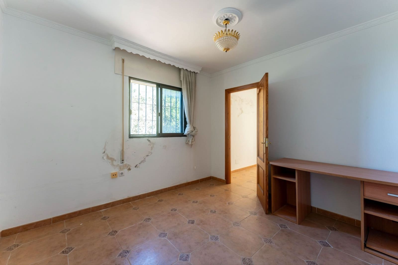 2 soveværelse Finca/Landehus til salg i Ojen med swimmingpool - € 495.000 (Ref: 9747514)