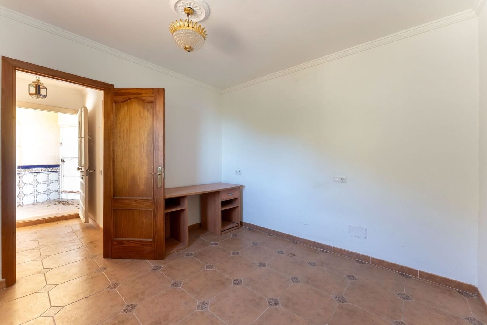 2 soveværelse Finca/Landehus til salg i Ojen med swimmingpool - € 495.000 (Ref: 9747514)