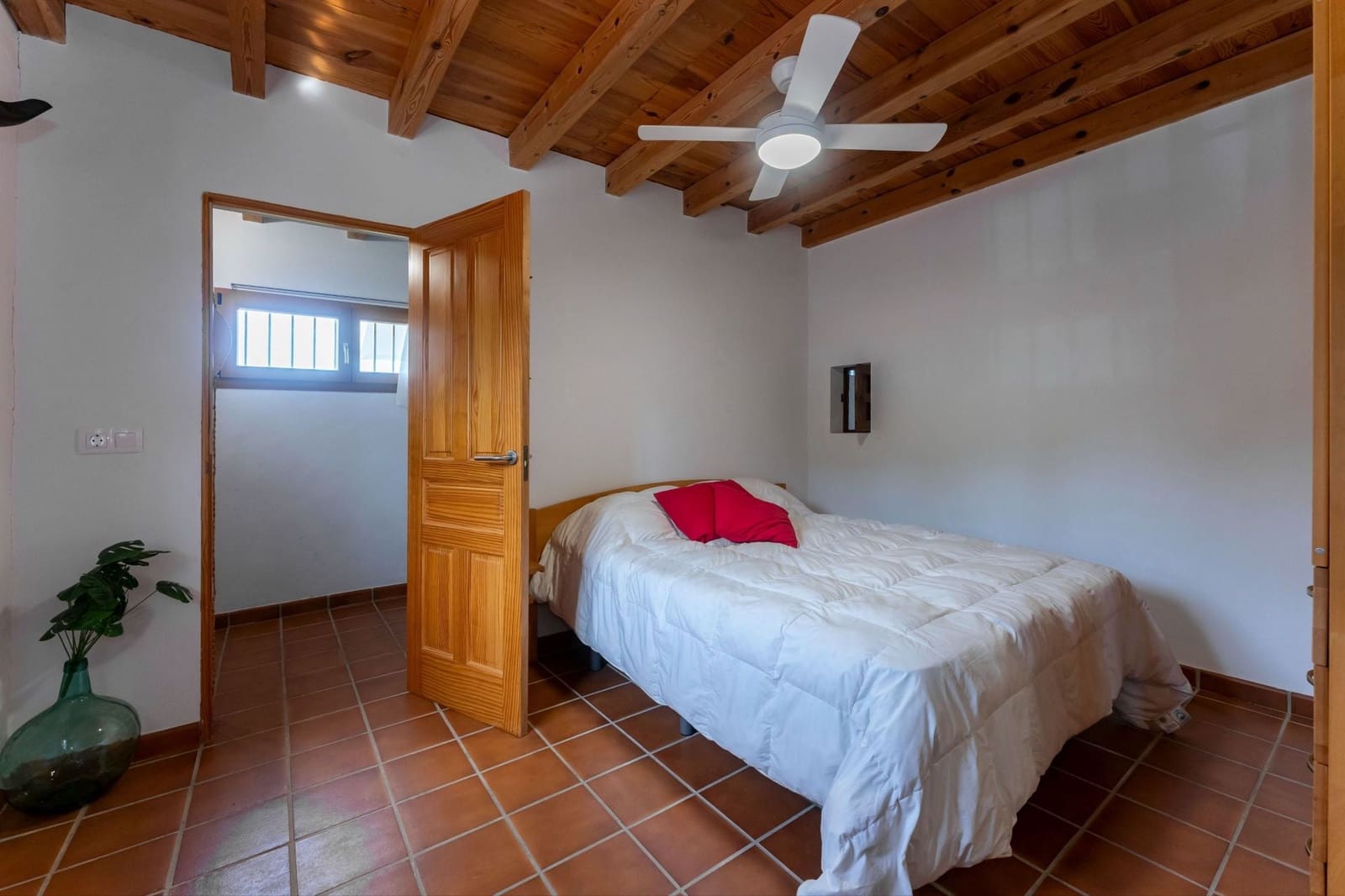 2 soveværelse Finca/Landehus til salg i Ardales med swimmingpool - € 299.000 (Ref: 9749359)