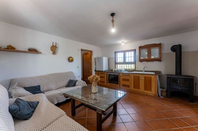 2 soveværelse Finca/Landehus til salg i Ardales med swimmingpool - € 299.000 (Ref: 9749359)