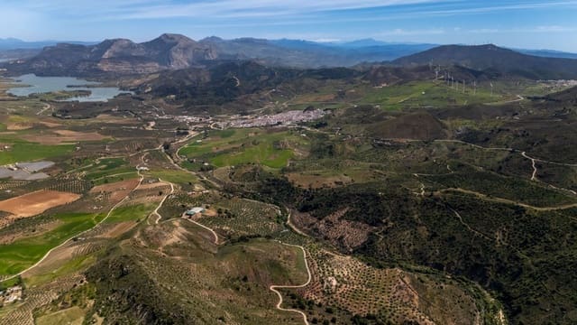 2 soveværelse Finca/Landehus til salg i Ardales med swimmingpool - € 299.000 (Ref: 9749359)